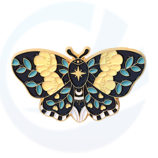 Cartoon Butterfly Animals Pins Lindo Pins de esmalte Insignia de etiqueta Funny Birthday Gift para su animal