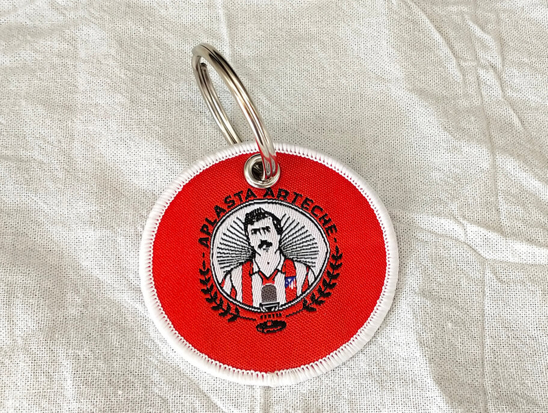 Llavero de decoración tejido